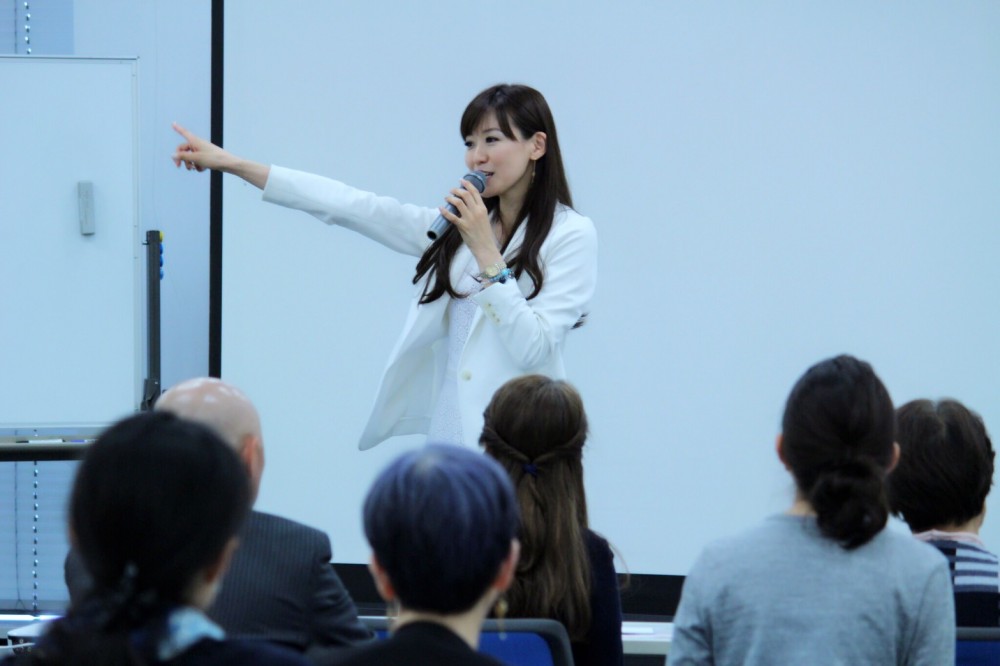 由希